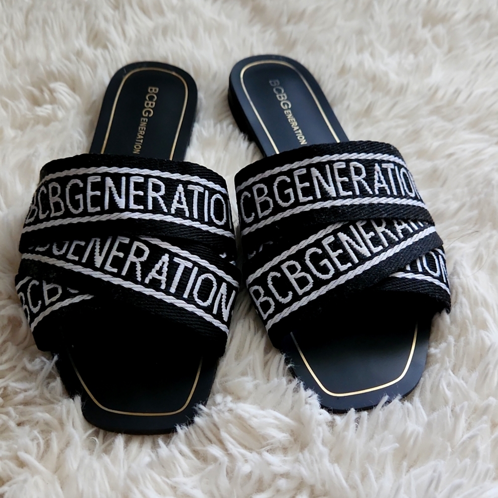 BCBGeneration flats